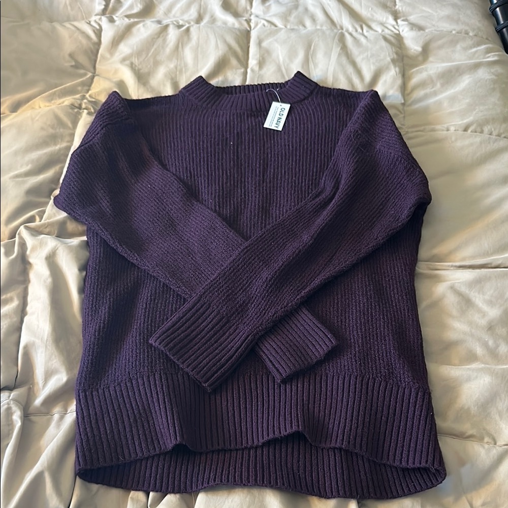 Old Navy Sweater